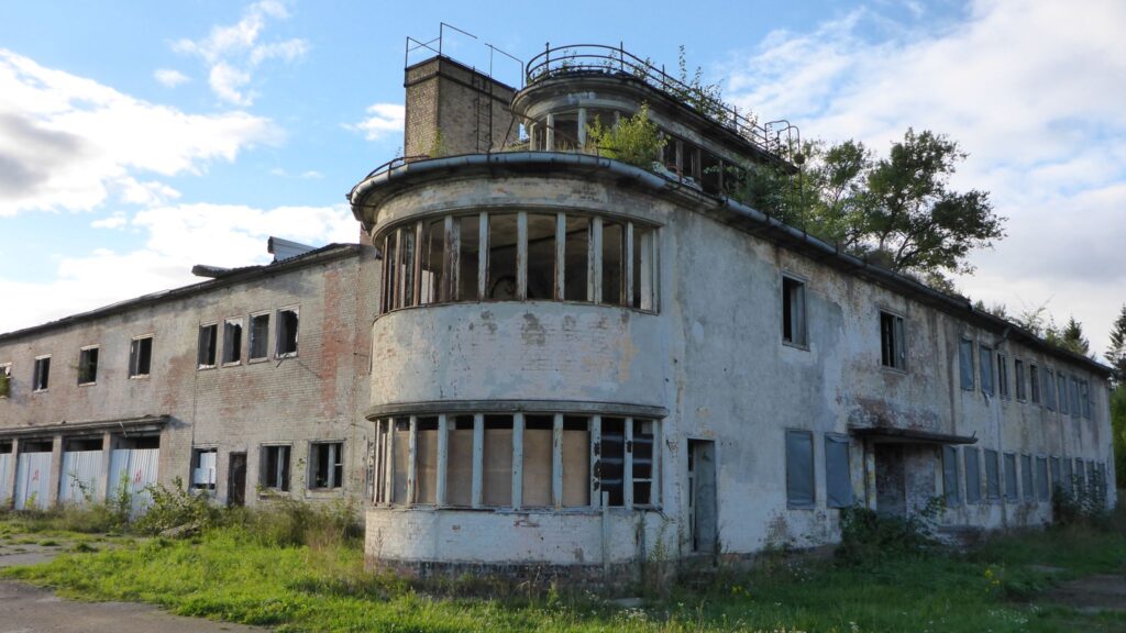 Alter Flugplatz Goerries