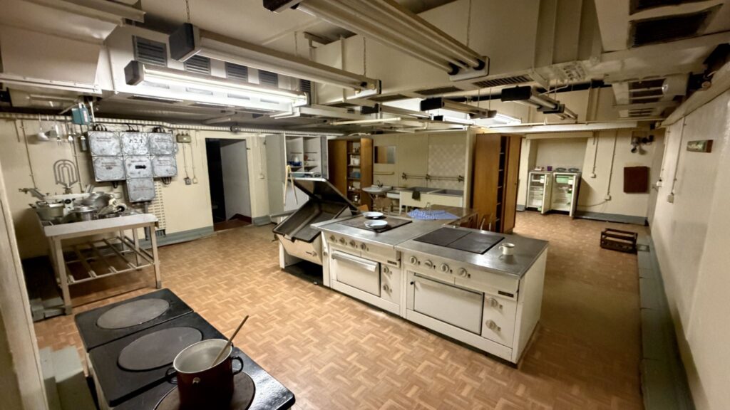 Fuehrungsstelle der NVA Harnekop