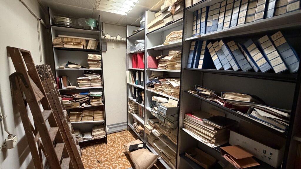 Fuehrungsstelle der NVA Harnekop